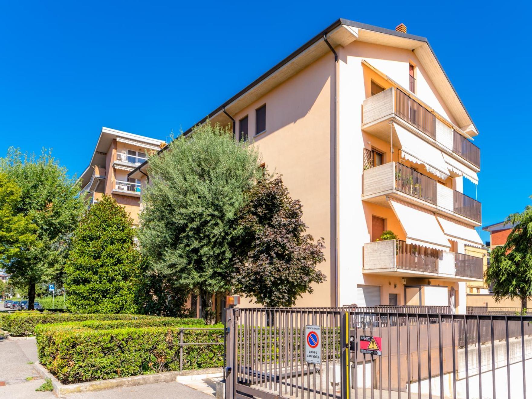 Bergamo Holidays Apartment Ngoại thất bức ảnh
